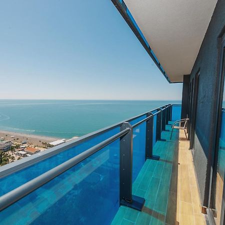 Orbi City Suites Batumi Exterior foto
