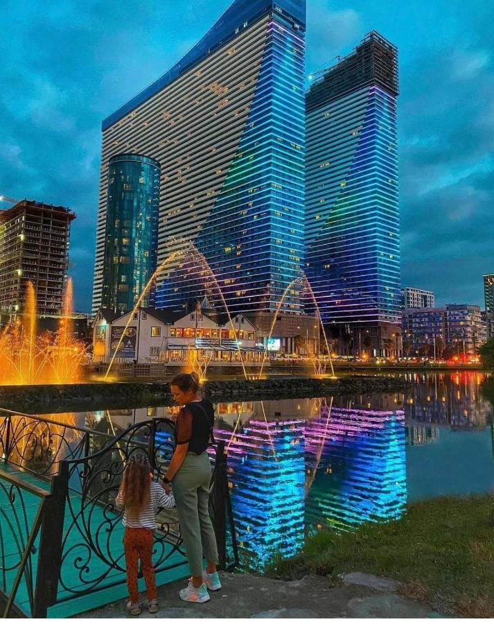 Orbi City Suites Batumi Exterior foto
